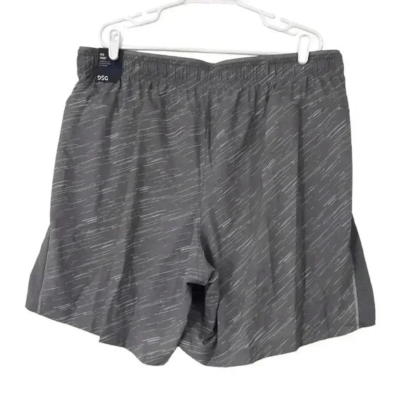 DSG 7" INSEAM RUN SHORTS ATHLETIC FIT REFLECTIVE DETAILS GRAY MENS SIZE 2XL - Picture 3 of 9
